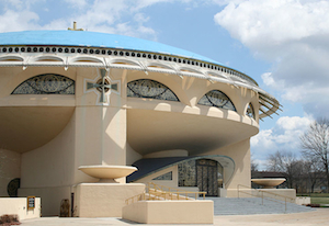 he Annunciation Greek Orthodox Church in ﻿Wauwatosa, Wisconsin.